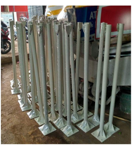 Tiang Kamera